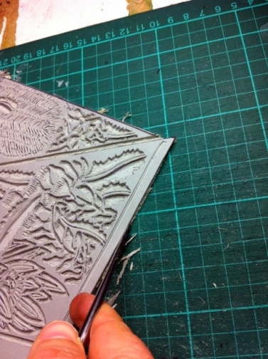 Cleaning back edges of linoblock 2